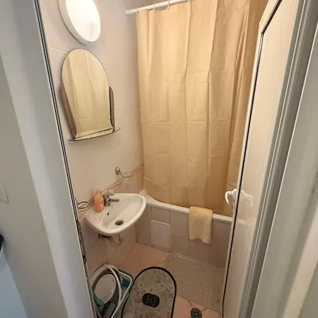 Apartment Deluxe In The Rose Complex *